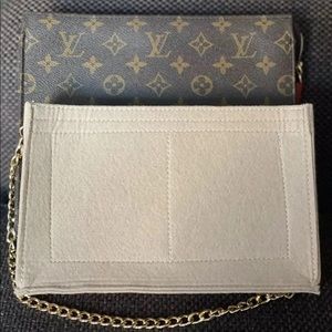 New felt toiletry 26 insert + gold chain kit